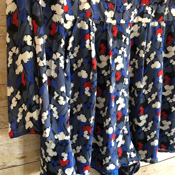 GLAMOROUS Bell Sleeve Floral Print Romper - Picture 6 of 8